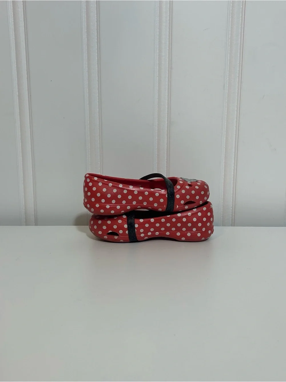 Crocs Girls Red Polka Dot Mary Jane sandals